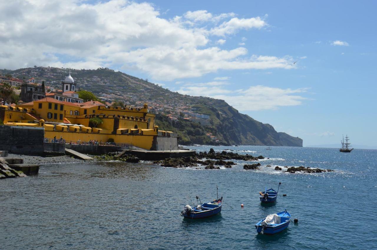 Top Floor With Balcony In Funchal Екстер'єр фото