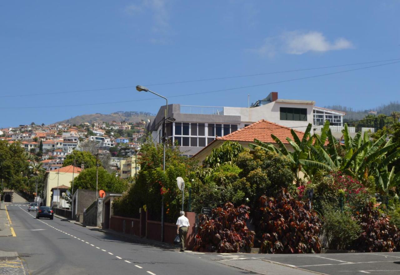 Top Floor With Balcony In Funchal Екстер'єр фото